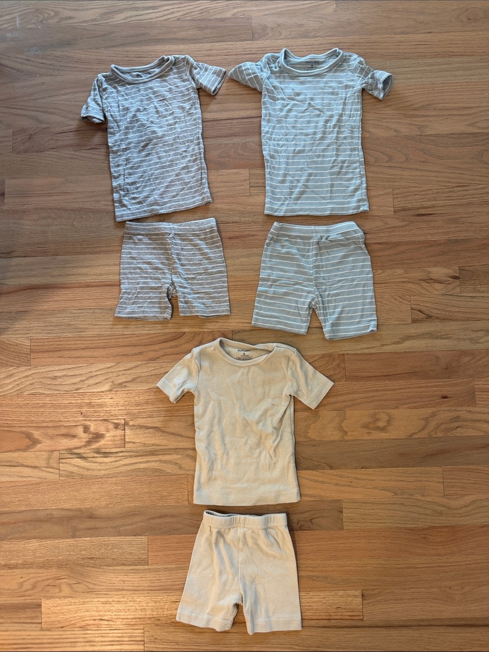 Kids Short Sleeve Pajama Sets - Light Gray Stripe & Solid (3-Pack)